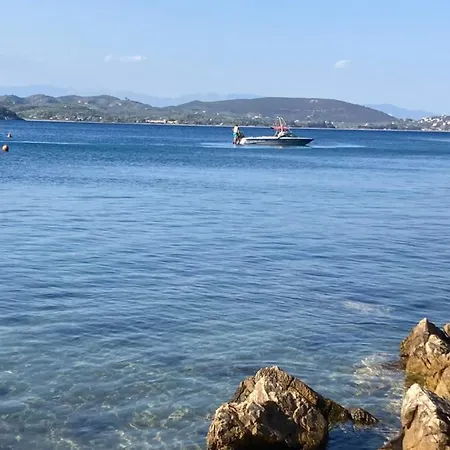 Holiday home Esperides Ageranos