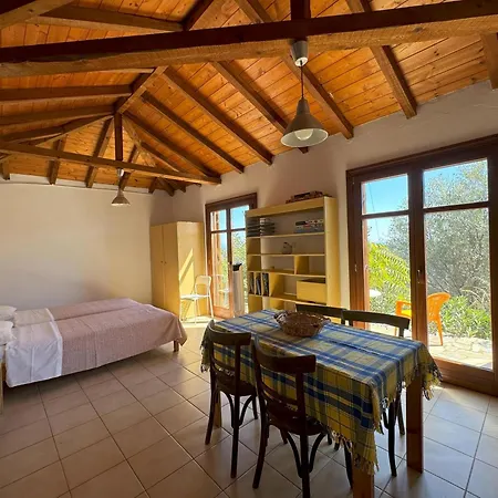 Holiday home Esperides