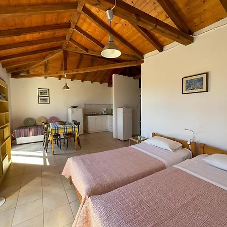 Esperides Holiday home Ageranos